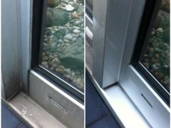 How to clean aluminium window frames