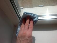 How to clean white upvc window frames