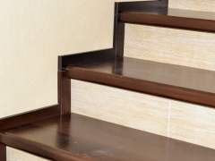The two-tone finish stairs with laminate