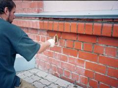 How to paint a brick wall