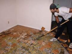 How to remove parquet flooring