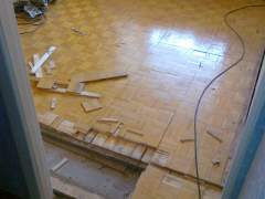 Remove parquet flooring from concrete