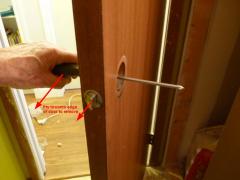 How to replace a door knob