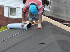 How to install roof shingles