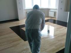 Polishing the bamboo floor without sanding by using chemicals